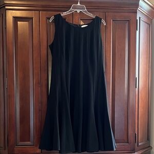 Elegant Black Sleeveless Dress